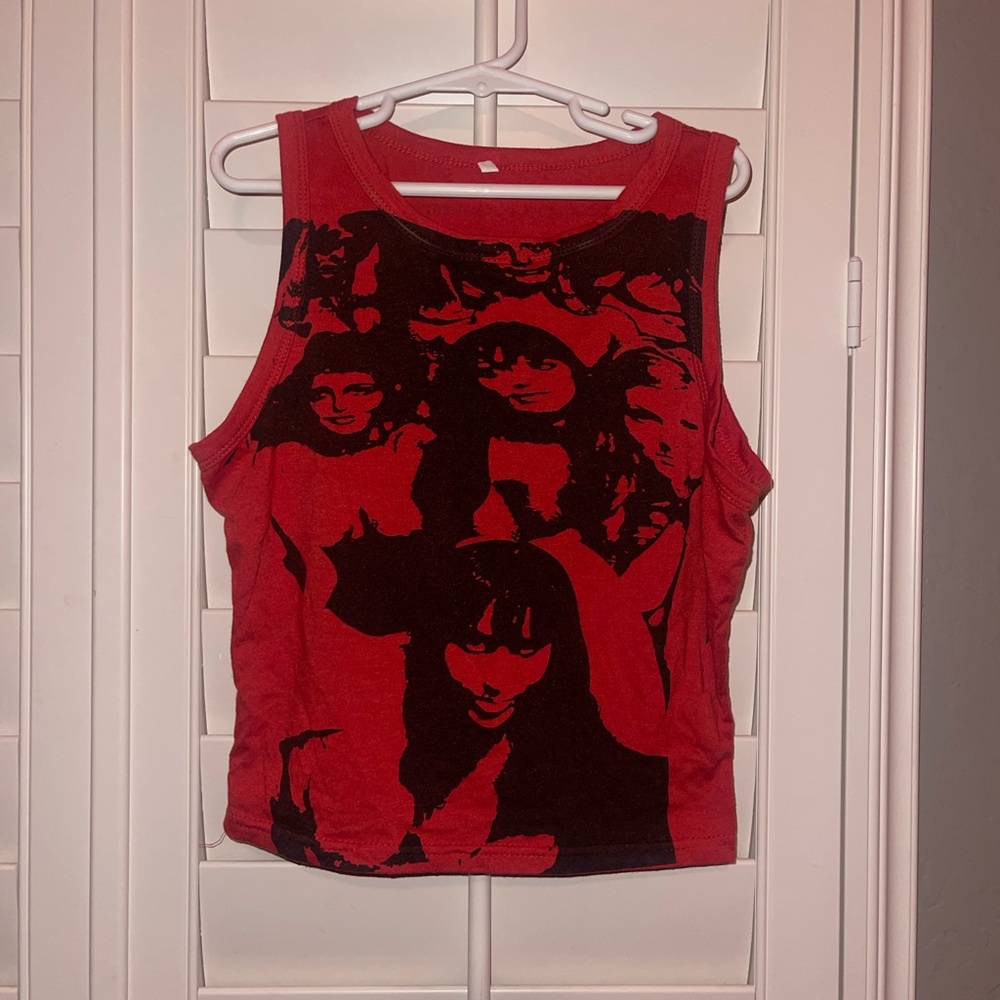 Red graphic top